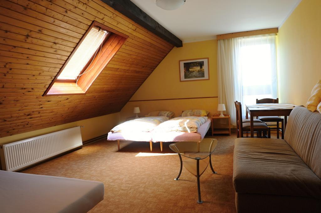 Penzion Alpina Reichenberg Zimmer foto